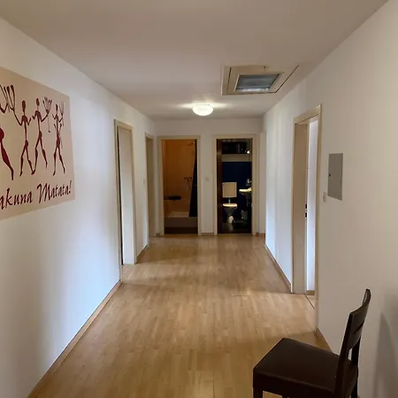 Rosenegg Apartment *